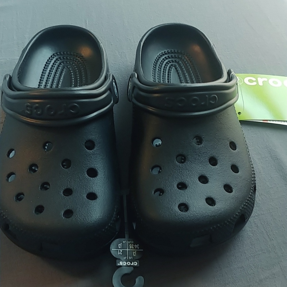 Crocs